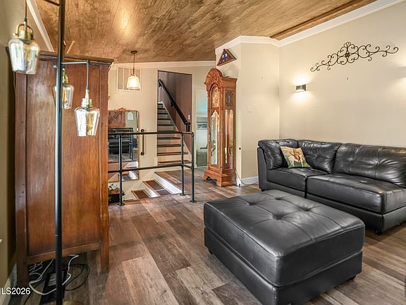 4380 Sierra Madre Dr, Reno — listing photo 3 of 5